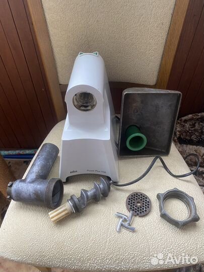 Мясорубка электрическая Braun Power Plus 1100
