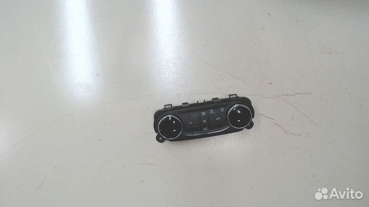 Переключатель отопителя Chevrolet Trailblazer, 2021