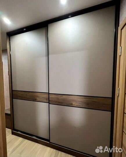 Шкаф купе с зеркалом встроенный