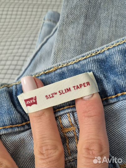 Джинсы Levi's на 6 и 7 лет