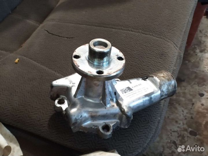 Помпа 417 двигатель