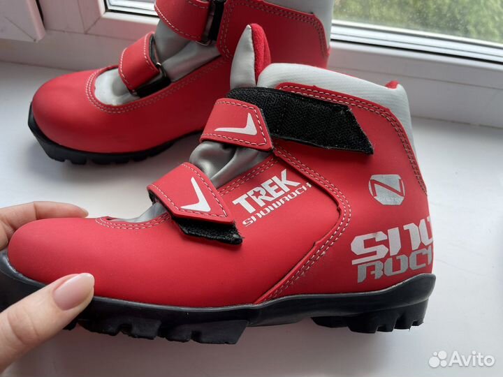 Лыжные ботинки на мальчике р-р 34