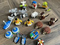 Lego Monthly Mini Model Build Set