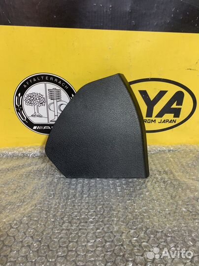 Накладка передней левой двери w211