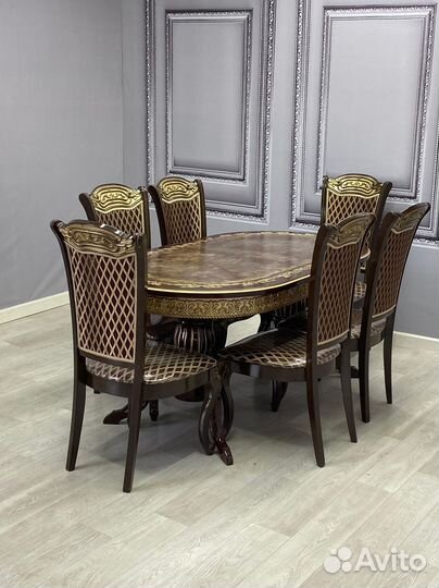 Комплект стол и стулья. В наличии