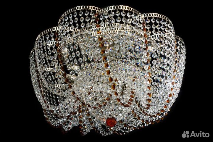 Хрустальная люстра 
