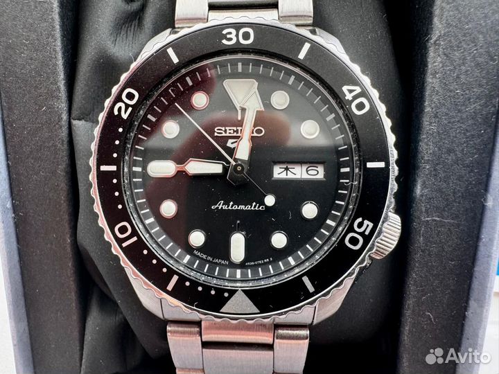 Часы seiko 5 sports