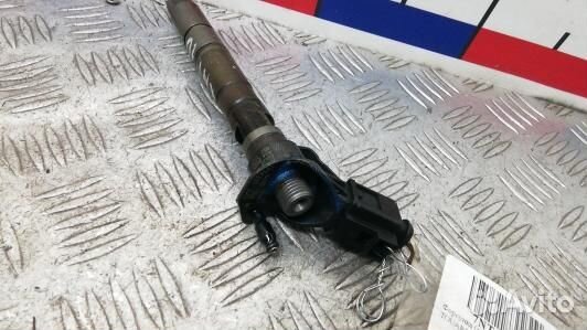Форсунка дизельная volkswagen touareg 7L (7NT10AL0