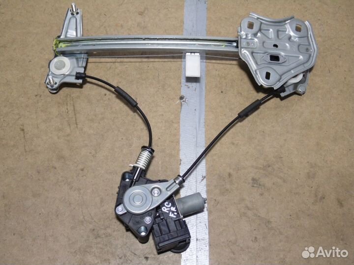 Стеклоподьемник передний правый lexus RC 350