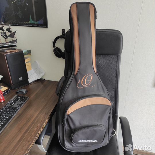 Чехол для классической гитары Ortega