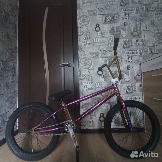 Трюковой велосипед BMX