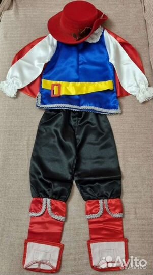Новогодний костюм для мальчика Мушкетер