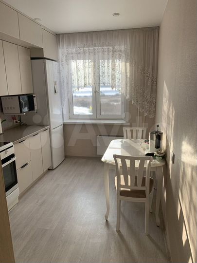 2-к. квартира, 51 м², 4/9 эт.