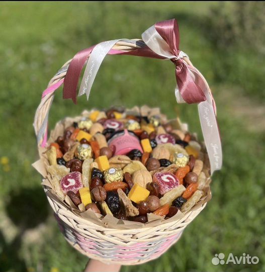 Букеты из сухофруктов /корзины из фруктов и ягод
