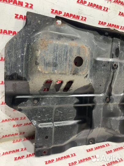 Защита двигателя Mitsubishi Challenger K96 6G72