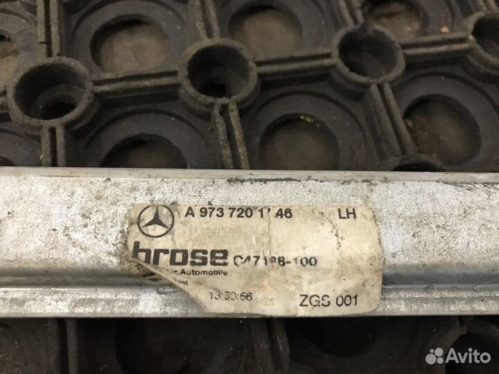 Стеклоподъемник левый