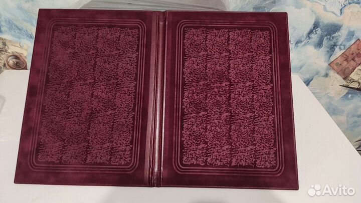 Папка поздравительная кожаная