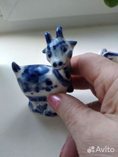 Статуэтка фарфор