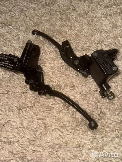 Два гидравлических тормоза на квадроцикл