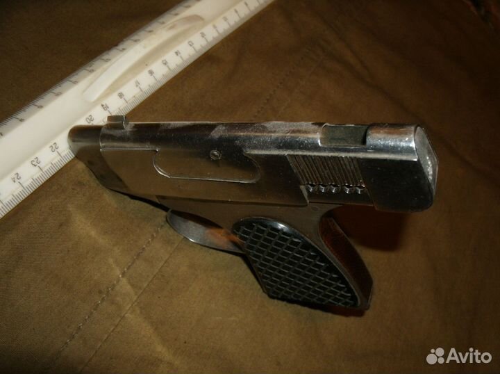 Зажигалка пистолет СССР
