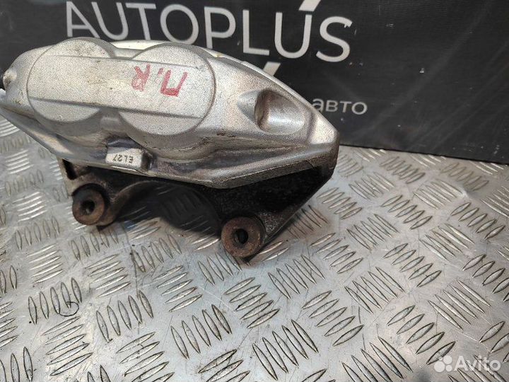 Суппорт тормозной передний правый Infiniti Fx35