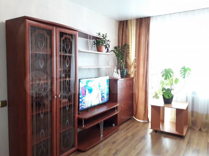 2-к. квартира, 42 м², 3/9 эт.