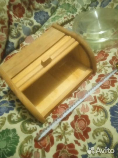 Хлебница деревянная