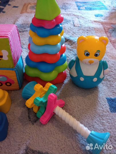 Развивающие игрушки пакетом