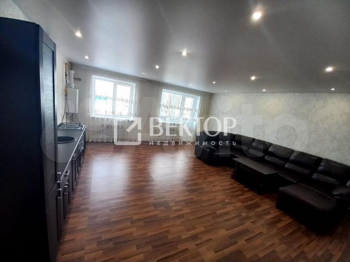 Квартира-студия, 57 м², 1/3 эт.