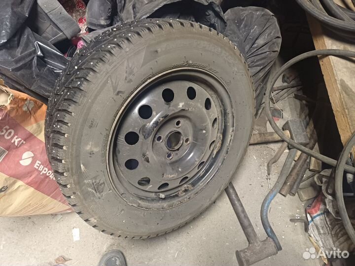 Hankook Winter I'Pike 195/65 R15