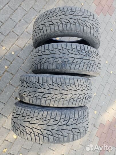 Hankook Winter I'Pike RS W419 215/55 R17 98T