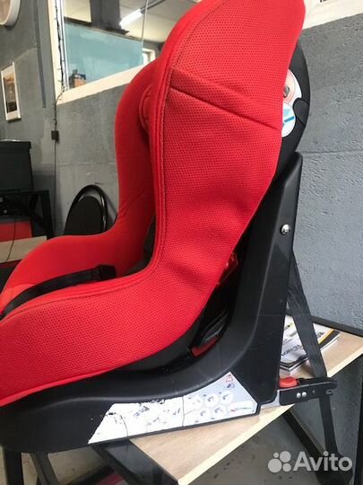 Автокресло Chicco Xpace IsoFix