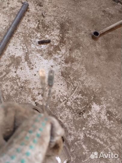 Тормозной суппорт левый на Мерседес Бенс Бус