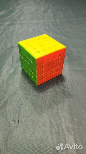 Кубики Рубика, карты, головоломки