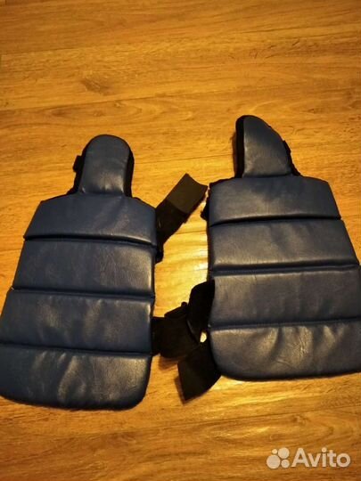 Щитки, защита на ноги, для карате