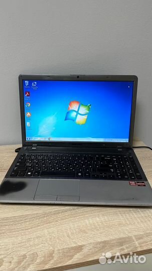 Ноутбук самсунг