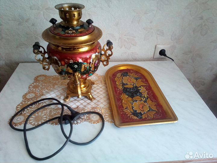 Электрический самовар с подносом