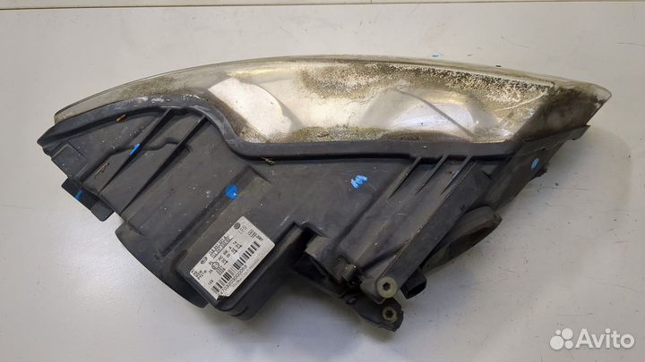 Фара (передняя) левая Volkswagen Touareg