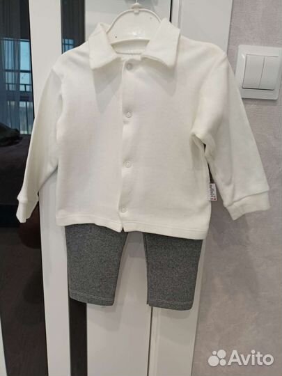 Костюм для малыша, пиджак,штаны, бабочка до 9 мес