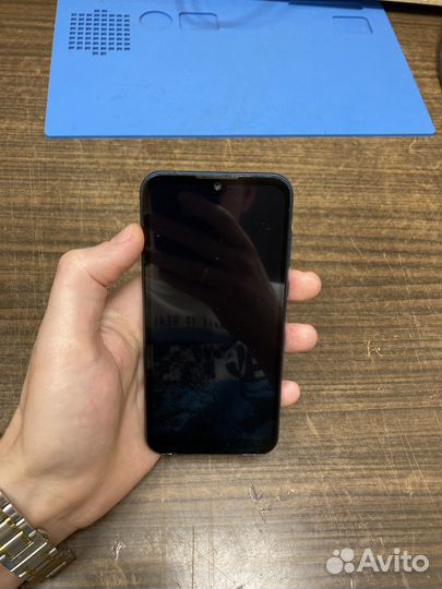 HUAWEI Y5 (2019), 2/32 ГБ
