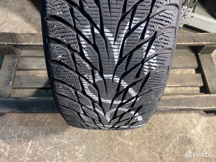 Nokian Tyres Hakkapeliitta R2 225/55 R17 101R