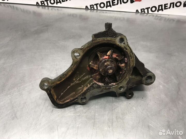 Помпа Mitsubishi Libero CD5W 1998 г.в