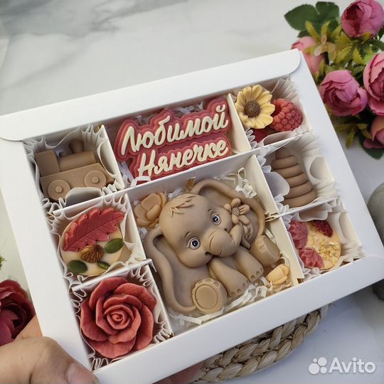 Подарочные наборы и букеты из шоколада