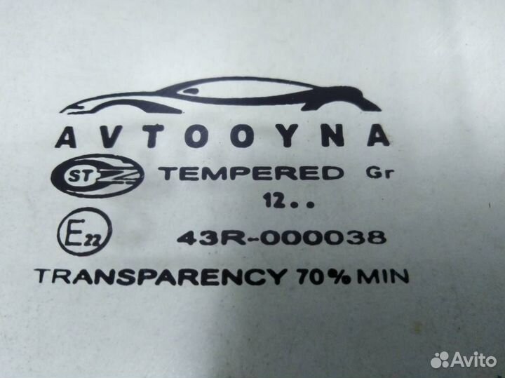 Стекло двери задней левой Chevrolet Spark M300 2010-2015