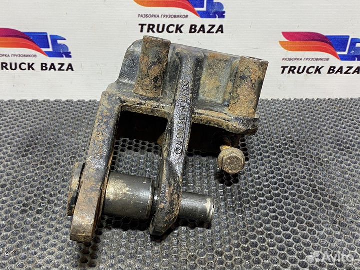 Кронштейн торсиона кабины правый