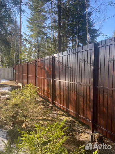 Забор из профлиста на участок 1.8 м. 0.45 мм. C8