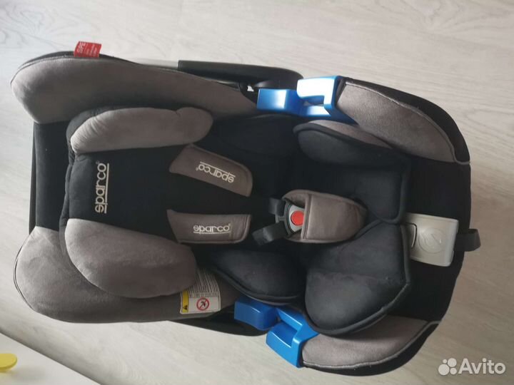 Автокресло люлька sparco