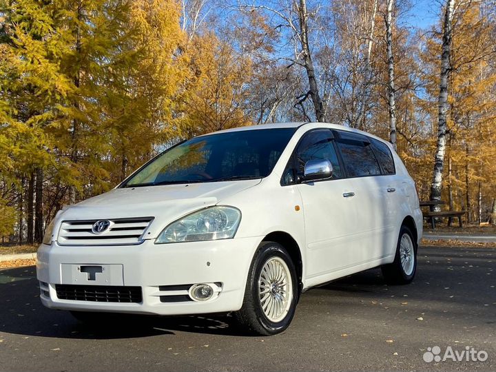 Toyota Ipsum 2.4 AT, 2001, 270 000 км