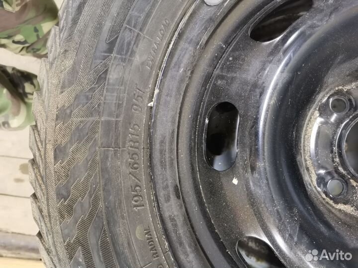 Yokohama Ice Guard Stud IG55 195/65 R15