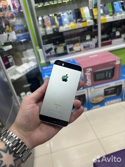 iPhone 5SE 32gb акб:100 идеал